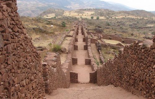 Recinto arqueológico del Imperio Wari
